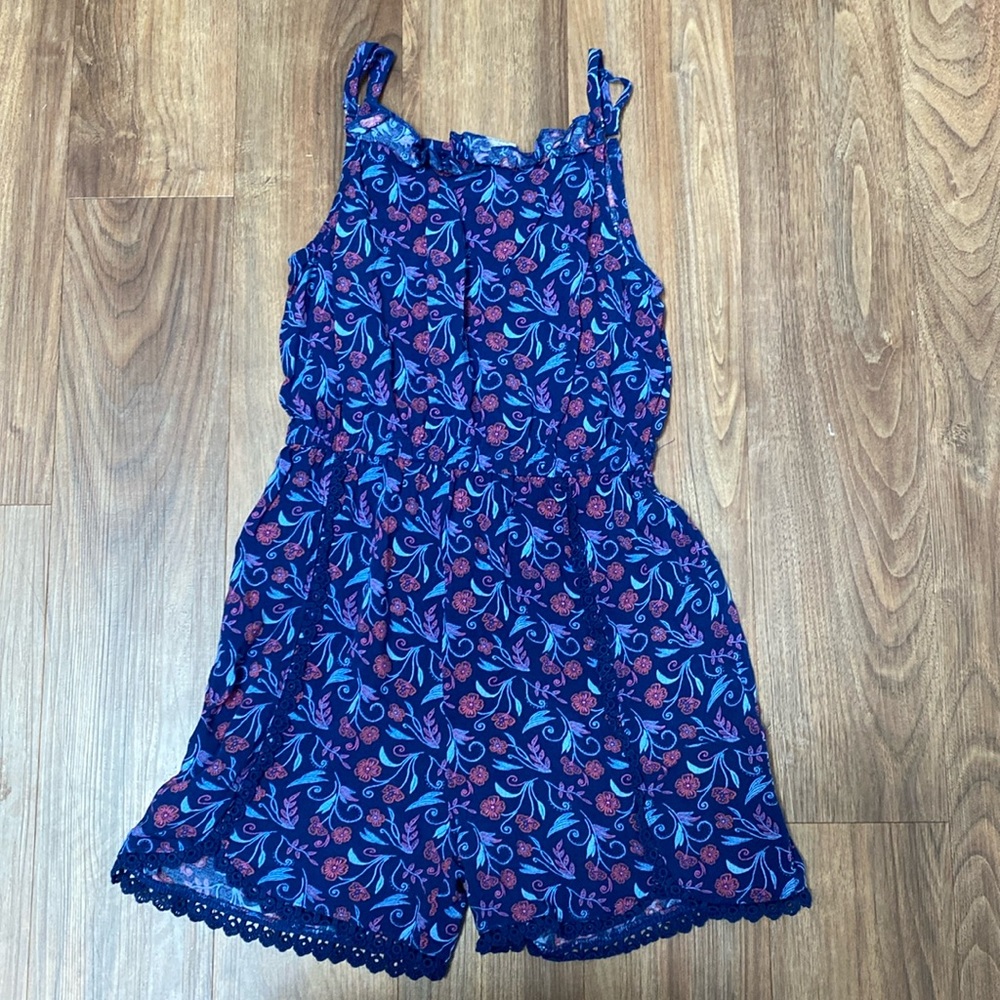 Girls size S 7/8 blush by is angles romper